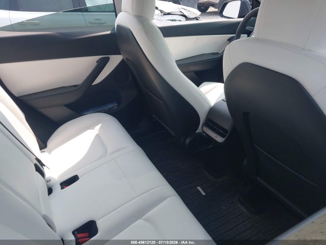 Продажа на аукционе авто 2021 Tesla Model Y Long Range Dual Motor All-wheel Drive, vin: 5YJYGDEE5MF263005, номер лота: 45612120