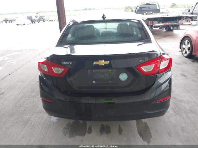 1G1BE5SMXH7104403 Chevrolet Cruze Lt Auto