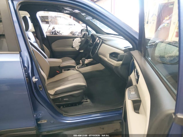 Auction sale of the 2025 Subaru Forester Limited Hybrid, vin: JF2SLSRD9SH400128, lot number: 45612188