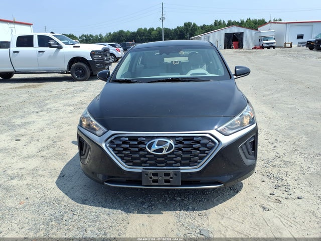 2020 Hyundai Ioniq Hybrid Blue მანქანა იყიდება აუქციონზე, vin: KMHC65LC2LU217623, აუქციონის ნომერი: 45612193