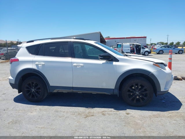 2T3WFREV9JW485317 Toyota Rav4 Adventure