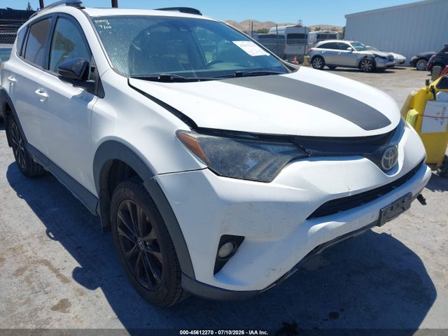 2T3WFREV9JW485317 Toyota Rav4 Adventure