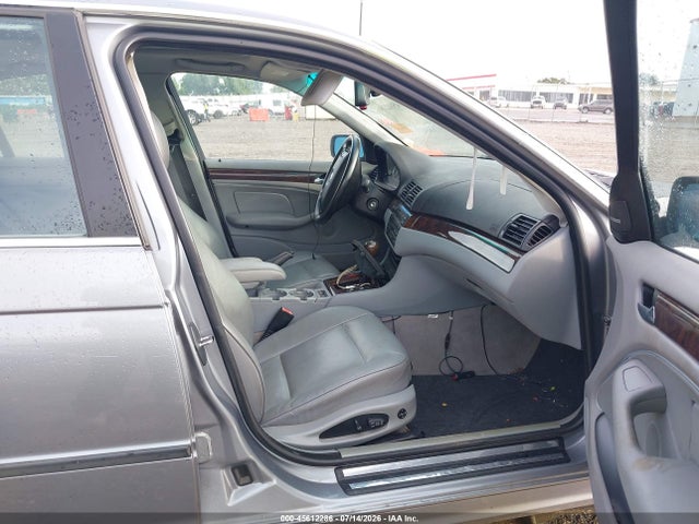 Aukcja sprzedaży 2005 Bmw 330xi, vin: WBAEW53405PN39584, numer aukcji: 45612286