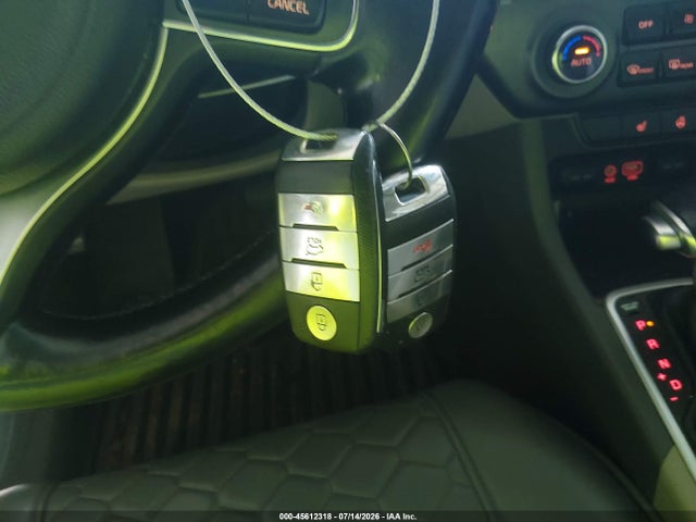 KNDPN3AC8H7137054 KIA Sportage Ex