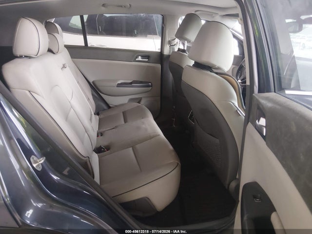 KNDPN3AC8H7137054 KIA Sportage Ex
