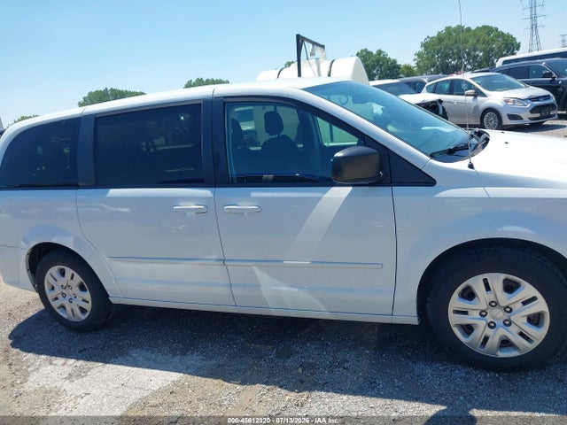 45612320 :رقم المزاد ، 2C4RDGBG1HR740267 vin ، 2017 Dodge Grand Caravan Se مزاد بيع