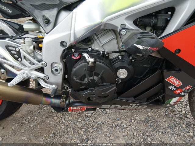 Aprilia Rsv 2018 ZD4KEU002JS001212 Image 8