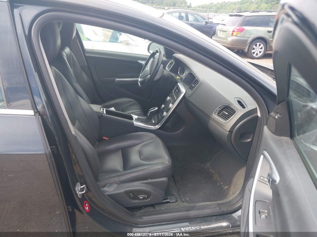 Продаж на аукціоні авто 2016 Volvo S60 T5 Drive-e Premier, vin: YV126MFK5G1399915, номер лоту: 45612370