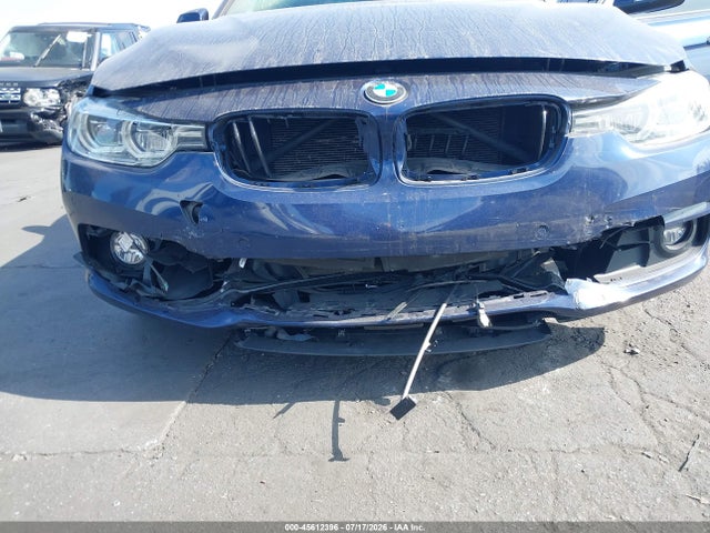BMW 3 Series 330i 2017 WBA8B9G34HNU55804 Image 6