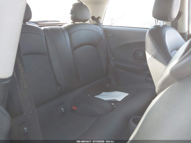 45612411 :رقم المزاد ، WMWXP5C58G3B15520 vin ، 2016 Mini Hardtop Cooper مزاد بيع
