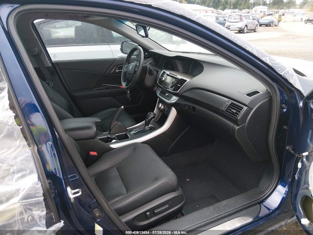 1HGCR6F70FA014639 Honda Accord Hybrid Touring