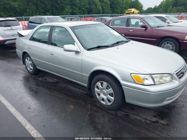 2001 Toyota Camry Ce მანქანა იყიდება აუქციონზე, vin: 4T1BG22K11U036509, აუქციონის ნომერი: 45612475