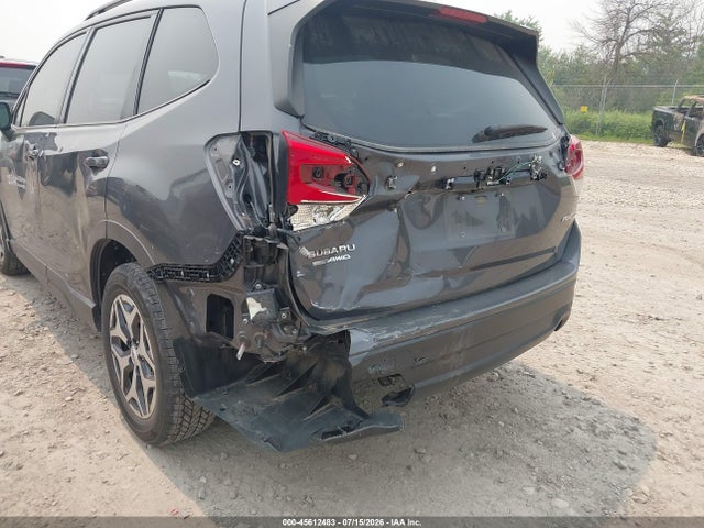 Продажа на аукционе авто 2023 Subaru Forester Premium, vin: JF2SKAEC9PH535949, номер лота: 45612483