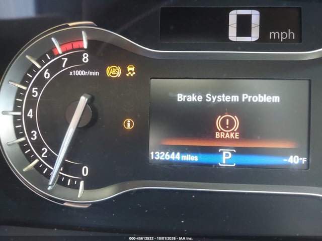 45612532 :رقم المزاد ، 5FNYF5H5XJB014490 vin ، 2018 Honda Pilot Ex-l مزاد بيع