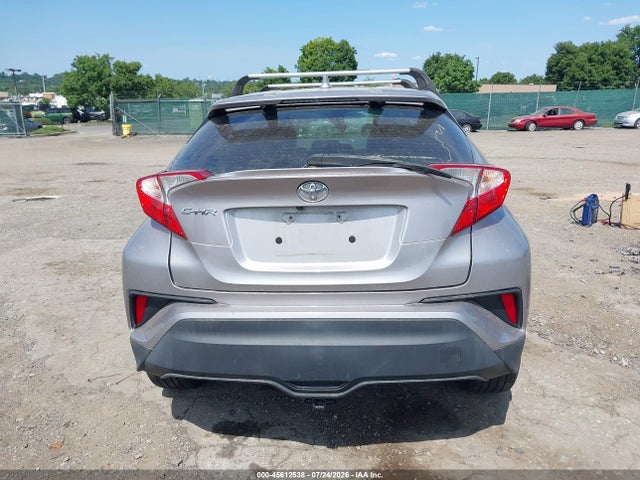 Toyota C-HR XLE 2019 NMTKHMBX5KR085080 Image 16