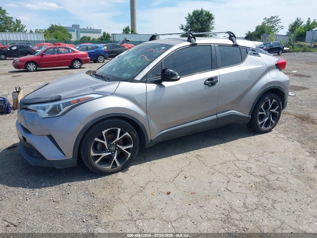 Toyota C-HR XLE 2019 NMTKHMBX5KR085080 Image 2