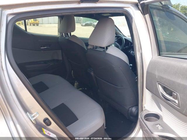 Toyota C-HR XLE 2019 NMTKHMBX5KR085080 Image 8