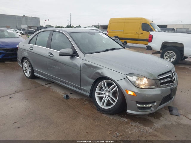 45612548 :رقم المزاد ، WDDGF4HB9EA957678 vin ، 2014 Mercedes-benz C 250 Sport مزاد بيع