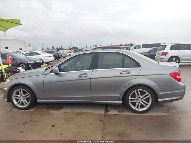 45612548 :رقم المزاد ، WDDGF4HB9EA957678 vin ، 2014 Mercedes-benz C 250 Sport مزاد بيع