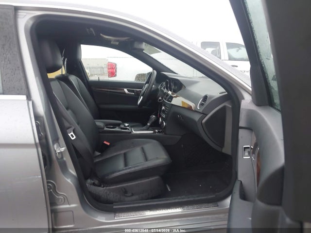 45612548 :رقم المزاد ، WDDGF4HB9EA957678 vin ، 2014 Mercedes-benz C 250 Sport مزاد بيع