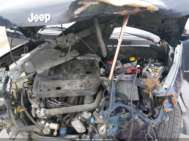2016 Jeep Compass Latitude მანქანა იყიდება აუქციონზე, vin: 1C4NJDEBXGD585757, აუქციონის ნომერი: 45612583
