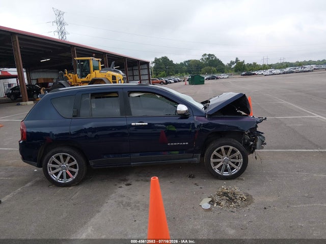 2016 Jeep Compass Latitude მანქანა იყიდება აუქციონზე, vin: 1C4NJDEBXGD585757, აუქციონის ნომერი: 45612583