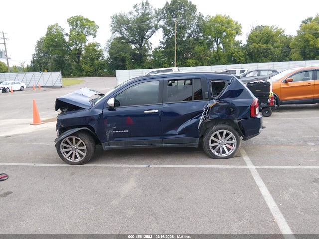 2016 Jeep Compass Latitude მანქანა იყიდება აუქციონზე, vin: 1C4NJDEBXGD585757, აუქციონის ნომერი: 45612583