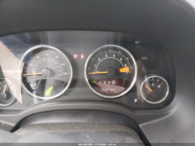 2016 Jeep Compass Latitude მანქანა იყიდება აუქციონზე, vin: 1C4NJDEBXGD585757, აუქციონის ნომერი: 45612583