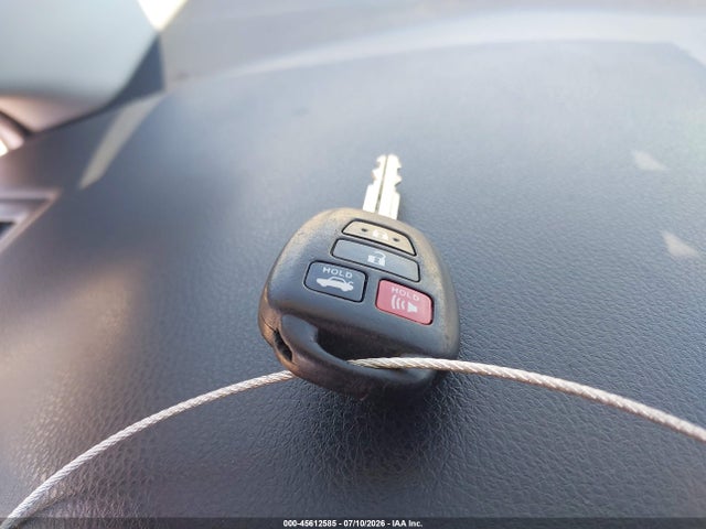 Toyota COROLLA LE 2019 5YFBURHE1KP931195 Image 11
