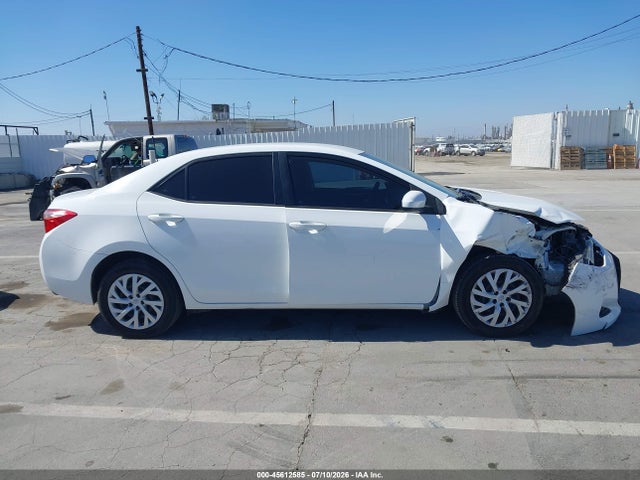 Toyota COROLLA LE 2019 5YFBURHE1KP931195 Image 13