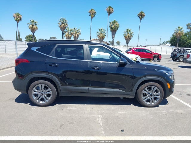 KIA SELTOS S 2023 KNDEU2AAXP7432917 Image 13