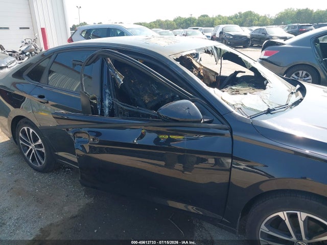 2025 Volkswagen Jetta 1.5t Sport მანქანა იყიდება აუქციონზე, vin: 3VWBX7BU5SM027625, აუქციონის ნომერი: 45612733