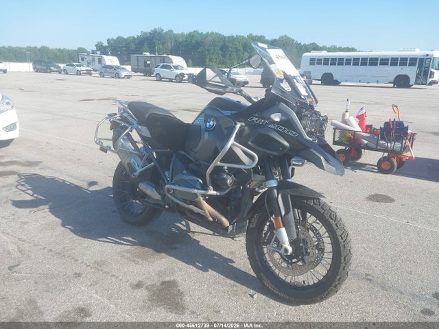 BMW R1200 Gs Adventure 2017 WB10A1204HZ898493 zdjęcie główne