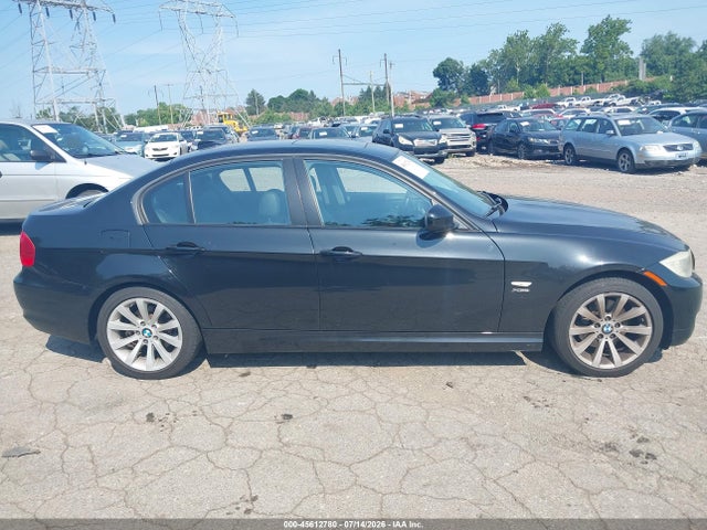 45612780 :رقم المزاد ، WBAPK7C59BA971310 vin ، 2011 Bmw 328i Xdrive مزاد بيع