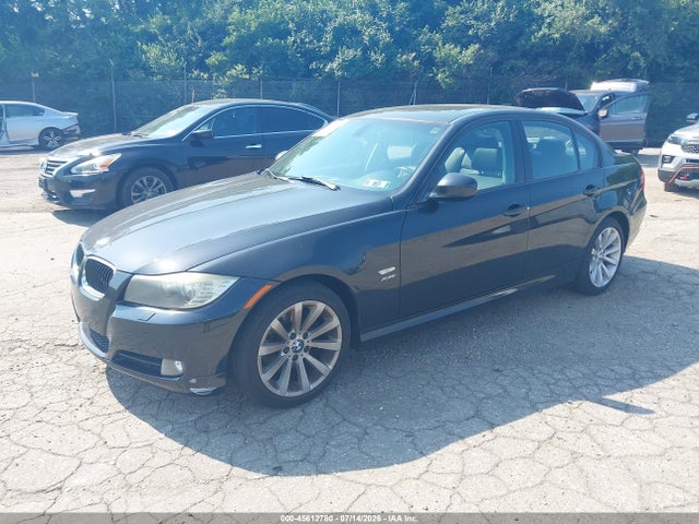 45612780 :رقم المزاد ، WBAPK7C59BA971310 vin ، 2011 Bmw 328i Xdrive مزاد بيع