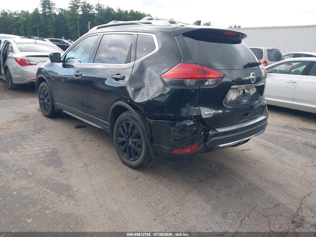 JN8AT2MV0HW273921 Nissan ROGUE SV