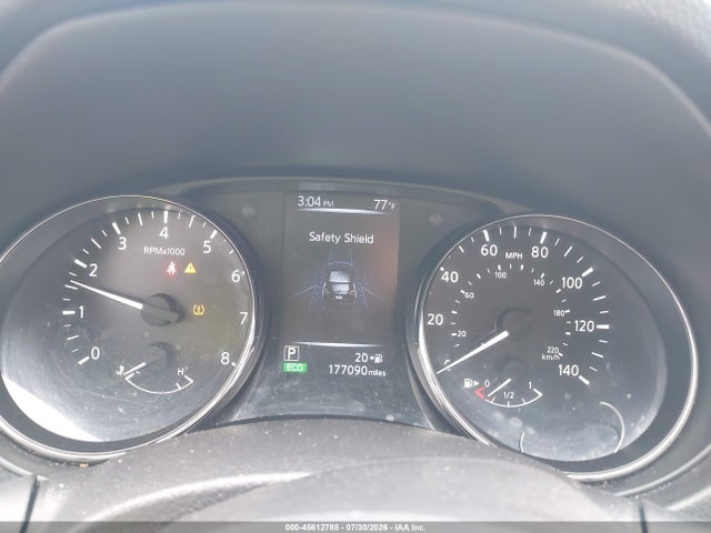 JN8AT2MV0HW273921 Nissan ROGUE SV