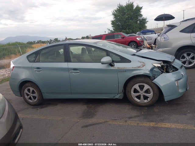 45612803 :رقم المزاد ، JTDKN3DU4D5639631 vin ، 2013 Toyota Prius Three مزاد بيع