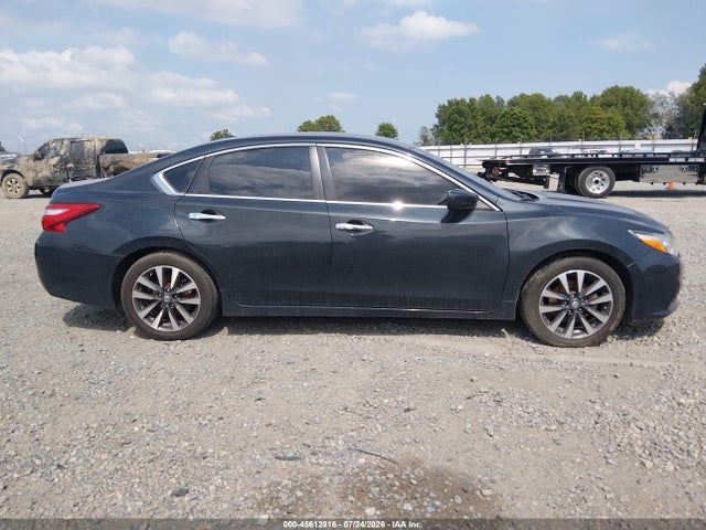 Продаж на аукціоні авто 2017 Nissan Altima 2.5 Sv, vin: 1N4AL3AP3HC180101, номер лоту: 45612816