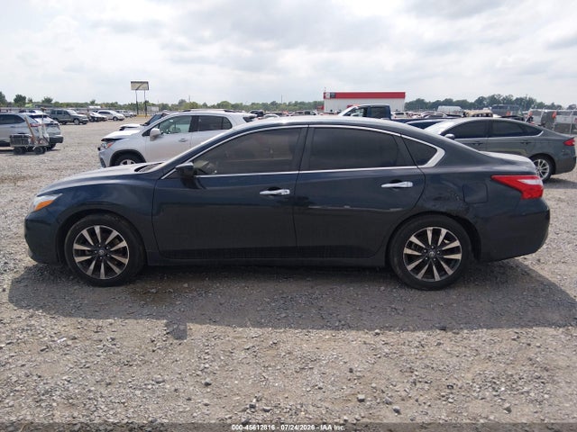 Продаж на аукціоні авто 2017 Nissan Altima 2.5 Sv, vin: 1N4AL3AP3HC180101, номер лоту: 45612816