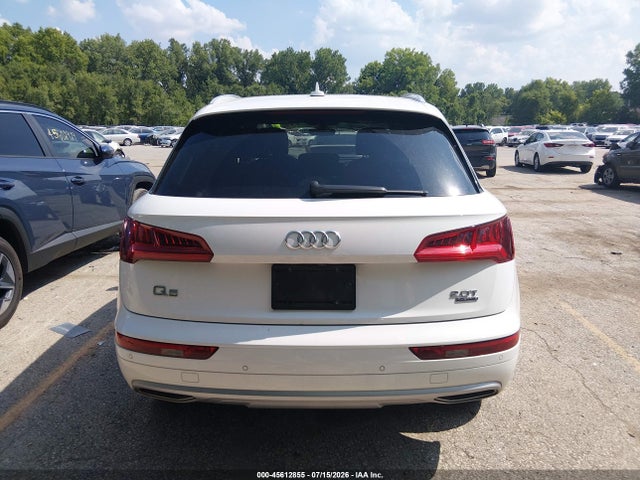 45612855 :رقم المزاد ، WA1BNAFYXJ2022505 vin ، 2018 Audi Q5 2.0t Premium/2.0t Tech Premium مزاد بيع