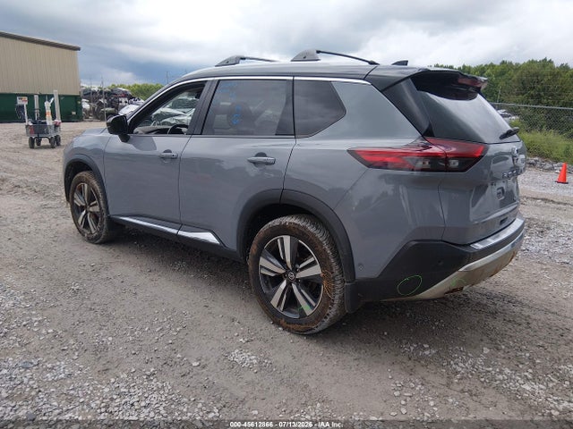 JN8AT3DC1MW104988 Nissan Rogue Platinum Fwd