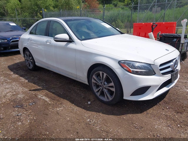 45612878 :رقم المزاد ، W1KWF8EB5MR626202 vin ، 2021 Mercedes-benz C 300 4matic مزاد بيع