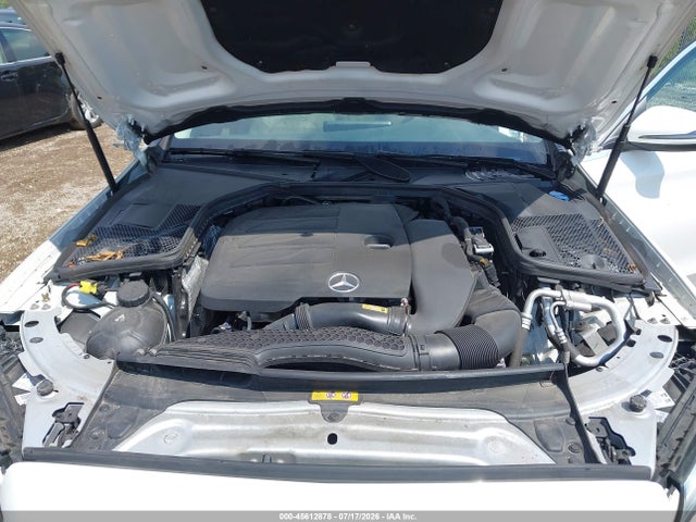 45612878 :رقم المزاد ، W1KWF8EB5MR626202 vin ، 2021 Mercedes-benz C 300 4matic مزاد بيع
