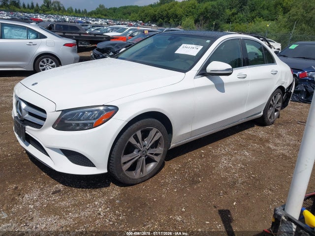 45612878 :رقم المزاد ، W1KWF8EB5MR626202 vin ، 2021 Mercedes-benz C 300 4matic مزاد بيع