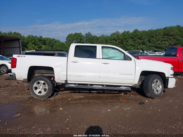 Продаж на аукціоні авто 2017 Chevrolet Silverado 1500 Lt, vin: 3GCUKREC4HG381815, номер лоту: 45612924