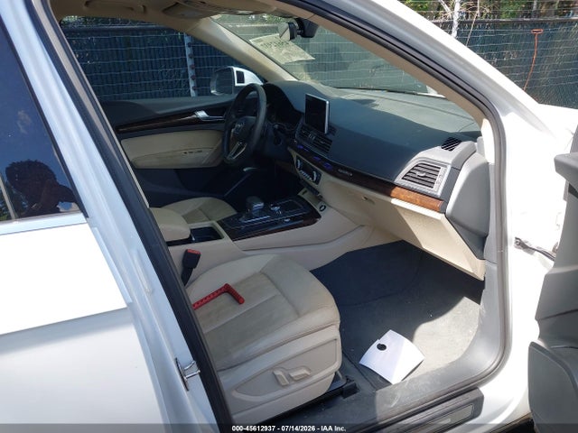 Продаж на аукціоні авто 2018 Audi Q5 2.0t Premium/2.0t Tech Premium, vin: WA1BNAFY1J2248321, номер лоту: 45612937