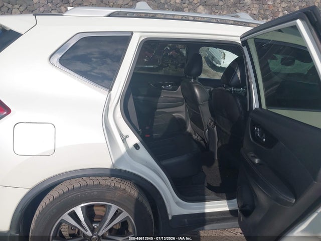 2017 Nissan Rogue Sl მანქანა იყიდება აუქციონზე, vin: 5N1AT2MT3HC860976, აუქციონის ნომერი: 45612945