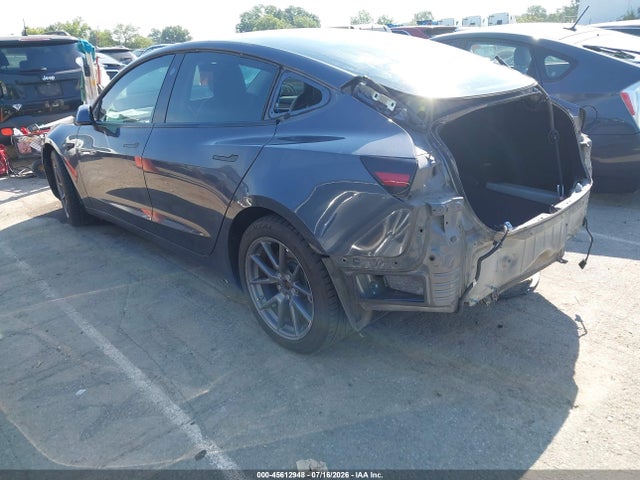Tesla Model 3 Long Range Dual Motor All-wheel Drive 2021 5YJ3E1EB5MF049314 Image 3