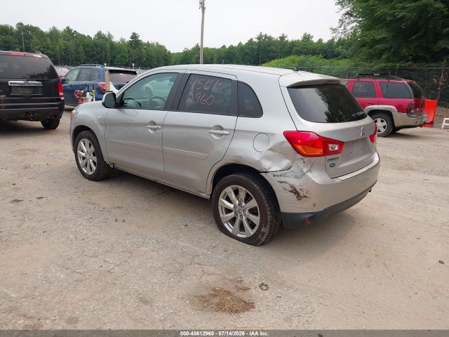 45612960 :رقم المزاد ، 4A4AR3AU5FE053021 vin ، 2015 Mitsubishi Outlander Sport Es مزاد بيع